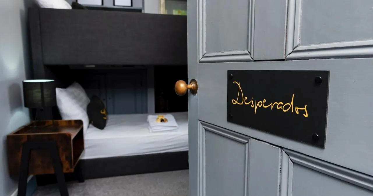 The Clifford Gathering York - Sleeps Up To 10